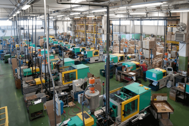 Cycle Of Modern Plastic Molding